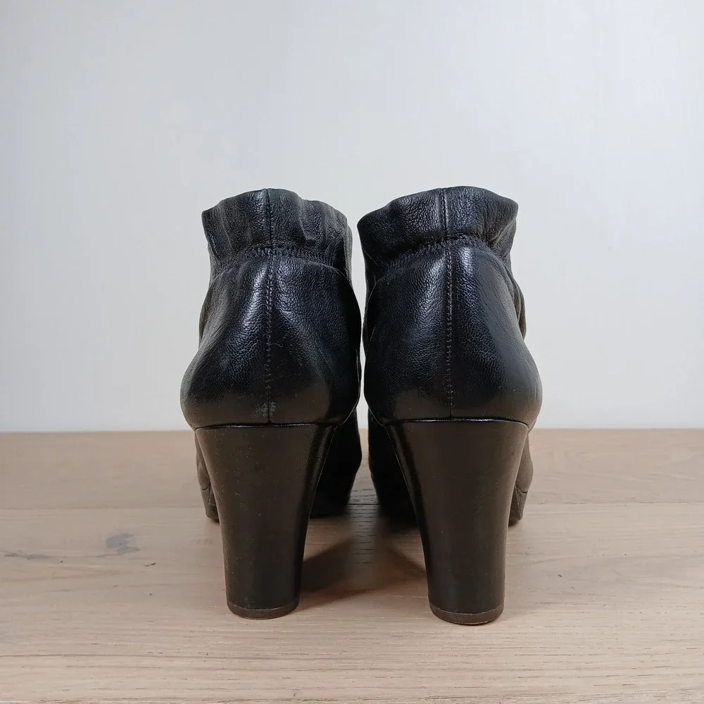 Naya Leather Ankle Boots Women 10 Black Grained Leather Platform Chunky Heel